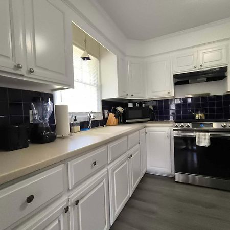 Comfy In Columbia Villa Екстериор снимка