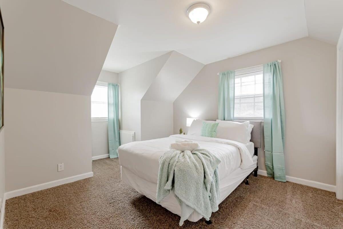 Comfy In Columbia Villa Екстериор снимка