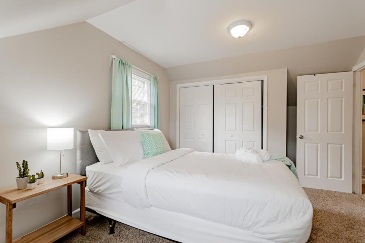 Comfy In Columbia Villa Екстериор снимка