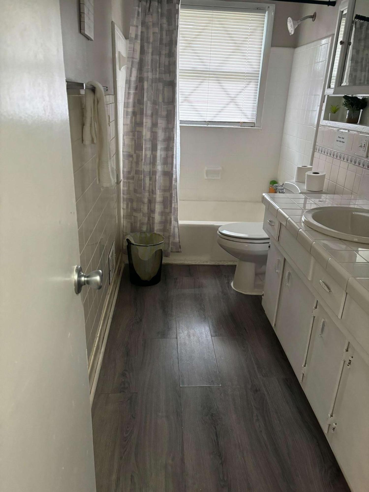 Comfy In Columbia Villa Екстериор снимка
